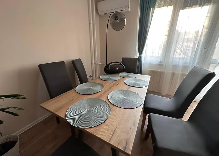 Deer Apartment *